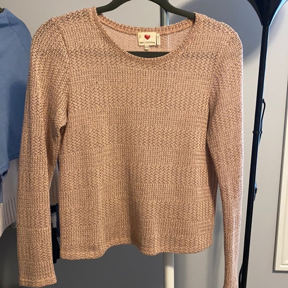 Top - Picture 1 of 1